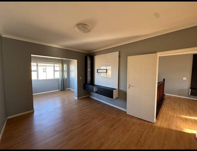 3 BEDROOM APARTMENT TO LET IN ROYAL ASCOT